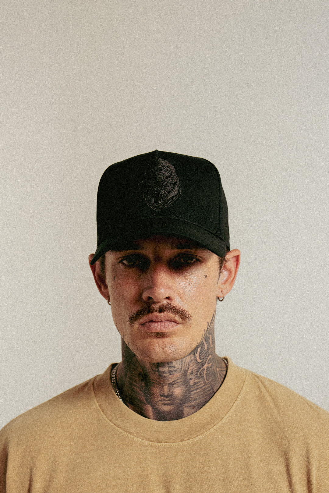 Gorilla Head Hat - Black/Black